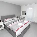 Karlo 1 * Rovinj